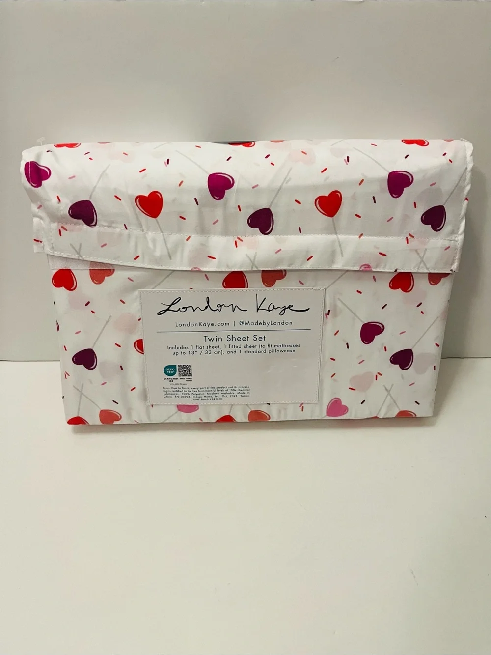 Novogratz & London Kaye Lot of 2 Twin Sheet Sets Halloween Bat Valentine Heart